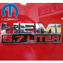 Emblem Hemi 5,7 Liter (chrom/rot) (145mm x 50mm) OE Mopar